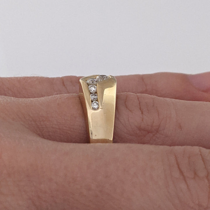 14K .40 CARAT TOTAL WEIGHT SI2 G DIAMOND ROUND (8) CHANNEL ESTATE BAND 5.3 GRAMS