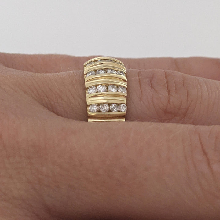 14K .65 CARAT TOTAL WEIGHT SI2 H-I DIAMOND ROUND (24) 6-ROW CHANNEL SET ESTATE BAND 6.3 GRAMS