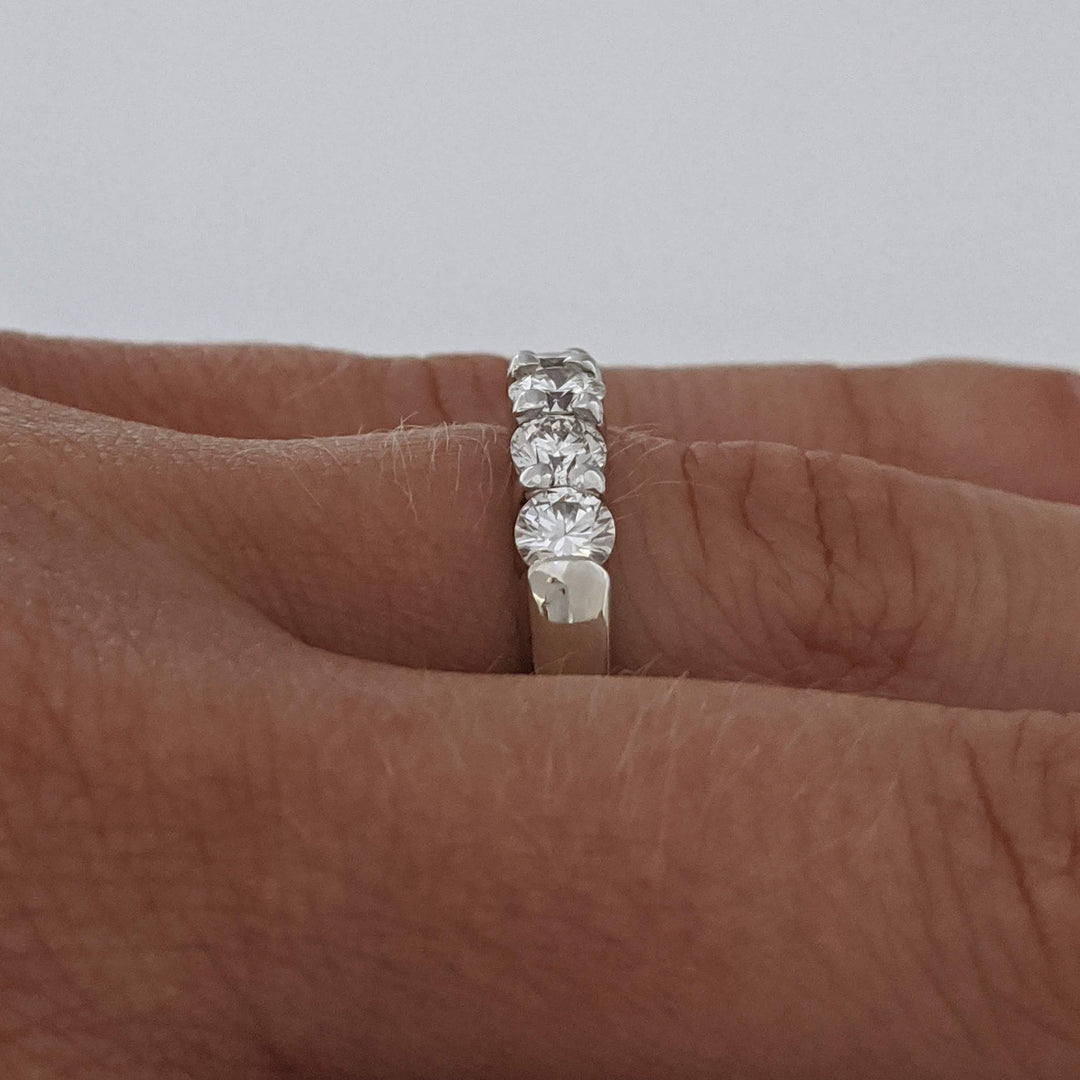 14K WHITE .98 CARAT TOTAL WEIGHT VS K DIAMOND ROUND (5) ESTATE PRONG BAND 4.4 GRAMS