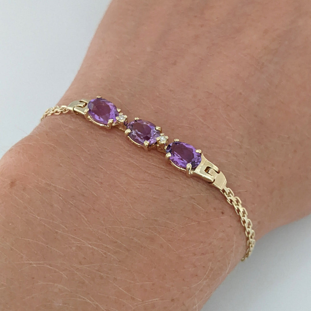 14K AMETHYST OVAL (3) 5X7 WITH (2) MELEE ESTATE BRACELET 3.8 GRAMS