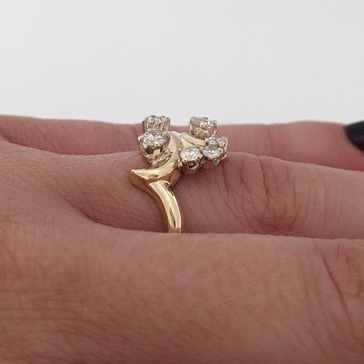14K .43 CARAT TOTAL WEIGHT SI2-I1 I DIAMOND ROUND (7) FREE FORM ESTATE RING 4.7 GRAMS