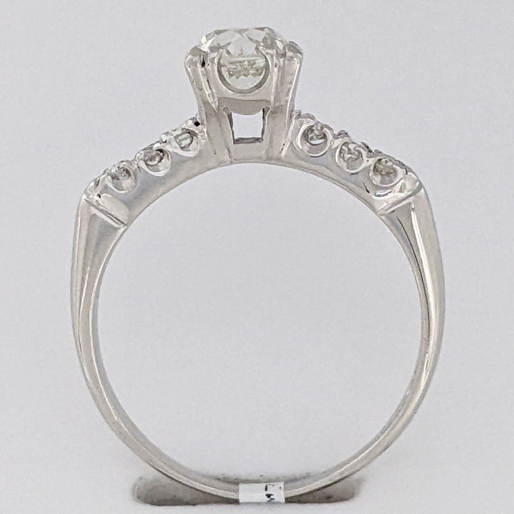 PLATINUM .72 CARAT TOTAL VS2 J DIAMOND ROUND WITH .12 DIAMOND TOTAL WEIGHT ESTATE RING 3.9 GRAMS