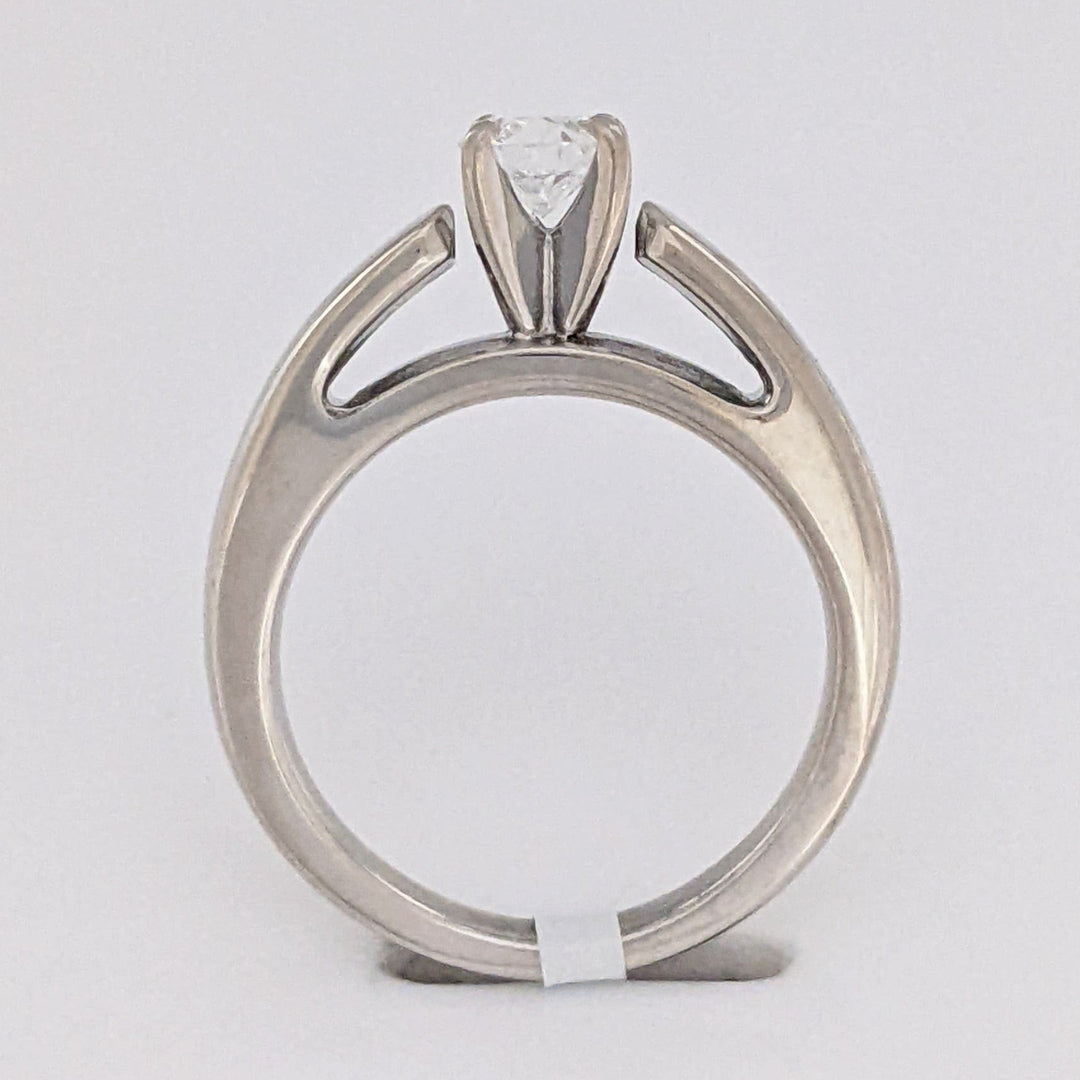 14K WHITE .39 CARAT TOTAL SI2 E DIAMOND ROUND RAISED SHANK SOLITAIRE ESTATE RING 4.0 GRAMS