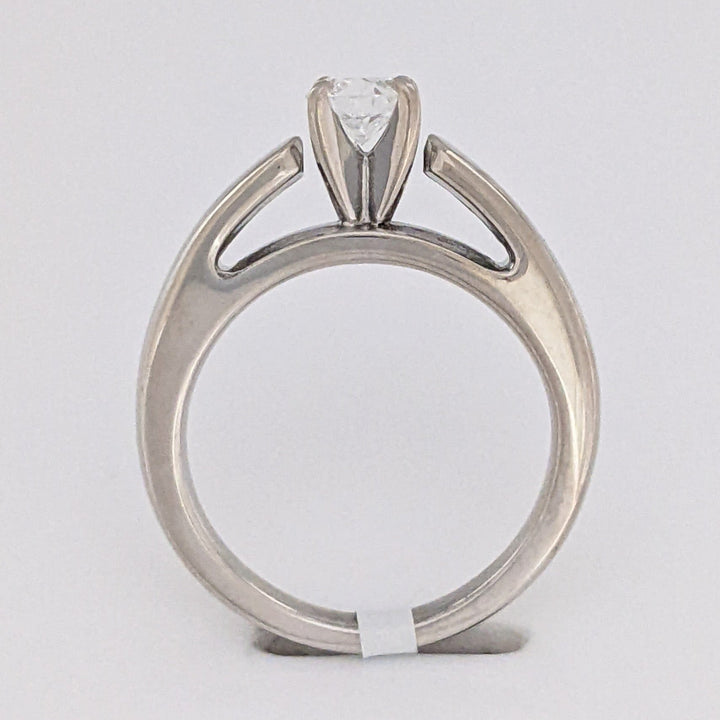 14K WHITE .39 CARAT TOTAL SI2 E DIAMOND ROUND RAISED SHANK SOLITAIRE ESTATE RING 4.0 GRAMS