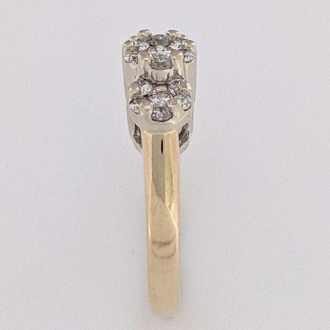 14K .54 CARAT TOTAL WEIGHT I1 I DIAMOND ROUND (19) 3-CLUSTER ESTATE RING 3.5 GRAMS