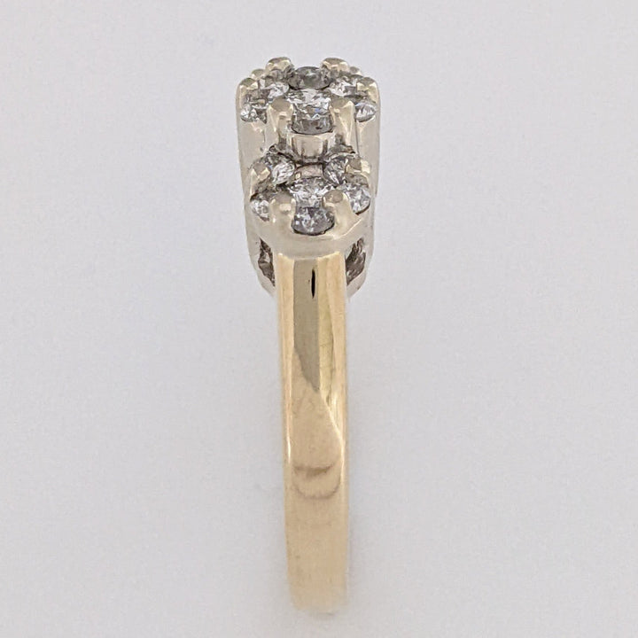 14K .54 CARAT TOTAL WEIGHT I1 I DIAMOND ROUND (19) 3-CLUSTER ESTATE RING 3.5 GRAMS