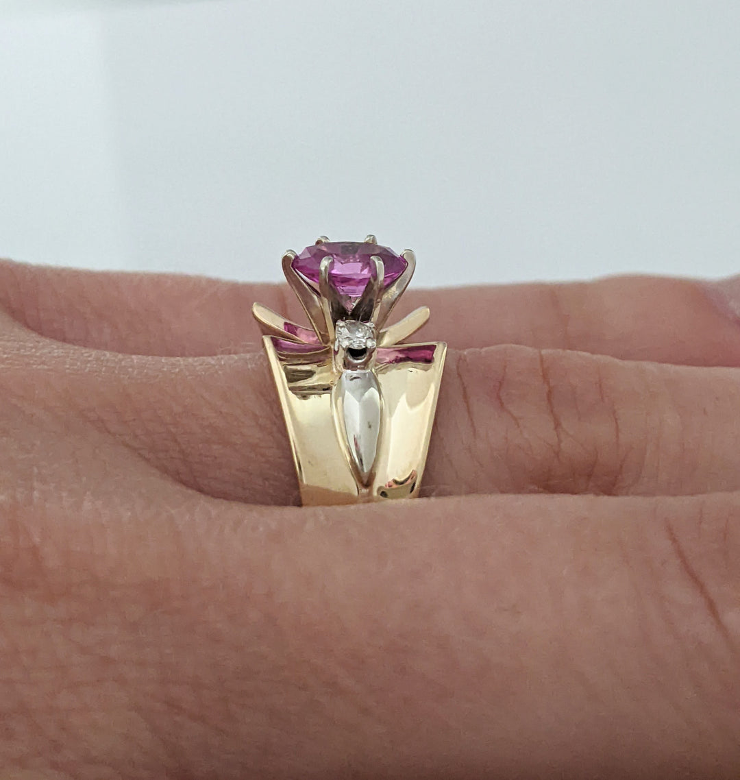 14K PINK SAPPHIRE OVAL 5X7 WITH .08DTW DIAMOND ESTATE RING 4.8 GRAMS