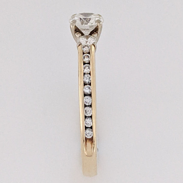 14K .94 CARAT TOTAL WEIGHT SI1 H DIAMOND ROUND (21) ESTATE TRINITY RING 3.9 GRAMS