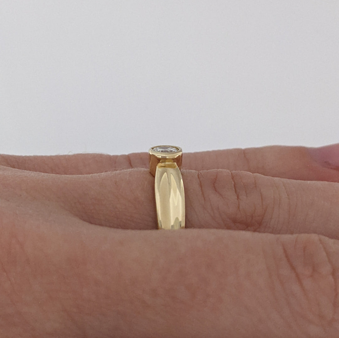 14K .30 CARAT TOTAL I1 J DIAMOND ROUND ESTATE BEZEL RING 4.5 GRAMS