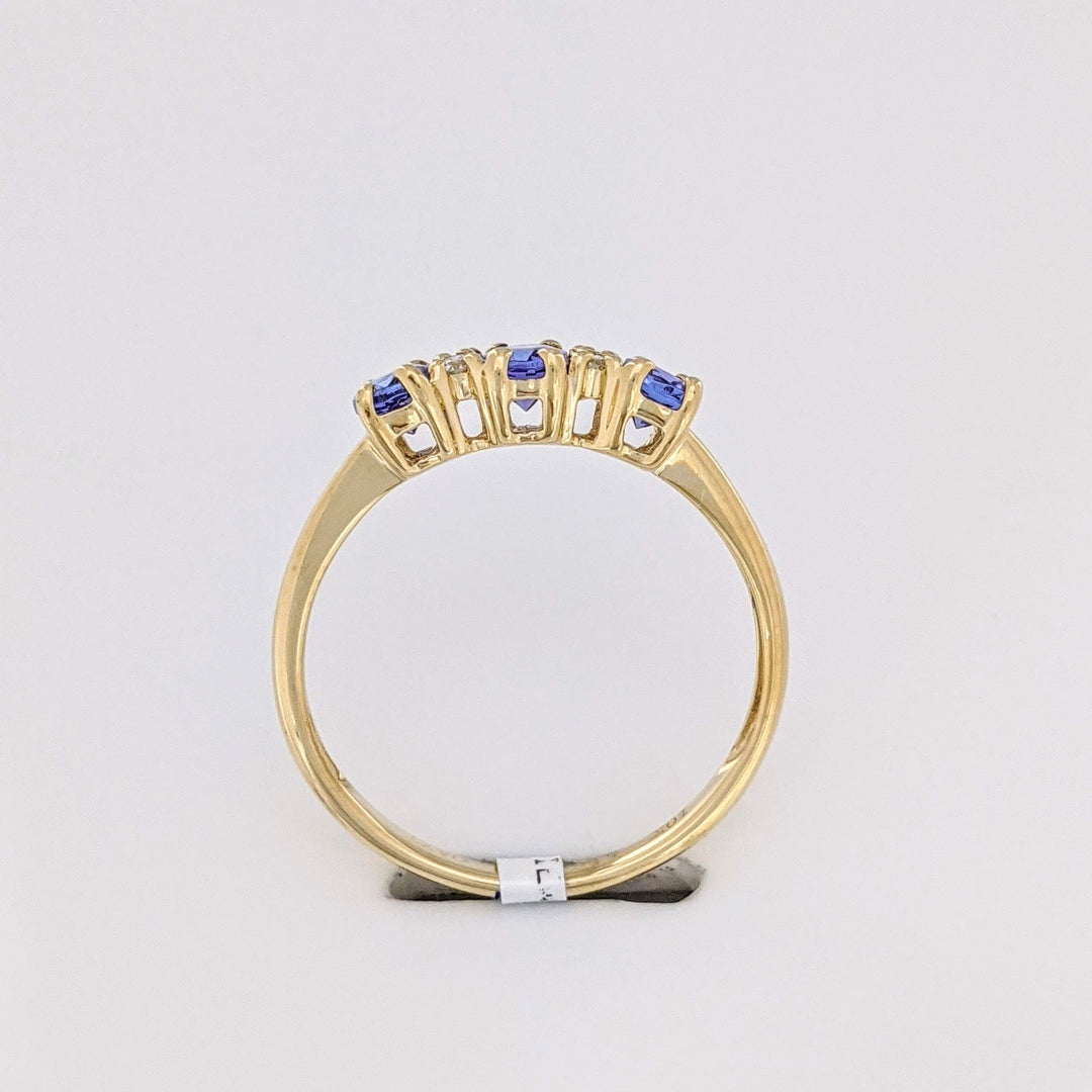 10K IOLITE OVAL 3X4 (3) WITH (4) MELEE ESTATE RING 1.3 GRAMS