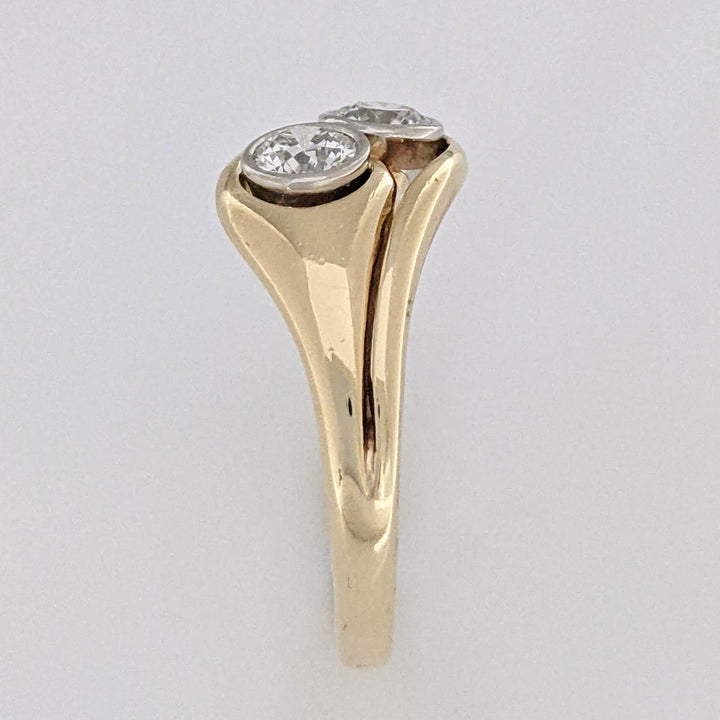 14K .39 CARAT TOTAL WEIGHT SI1 I DIAMOND ROUND (2) BEZEL BYPASS ESTATE RING 3.0 GRAMS
