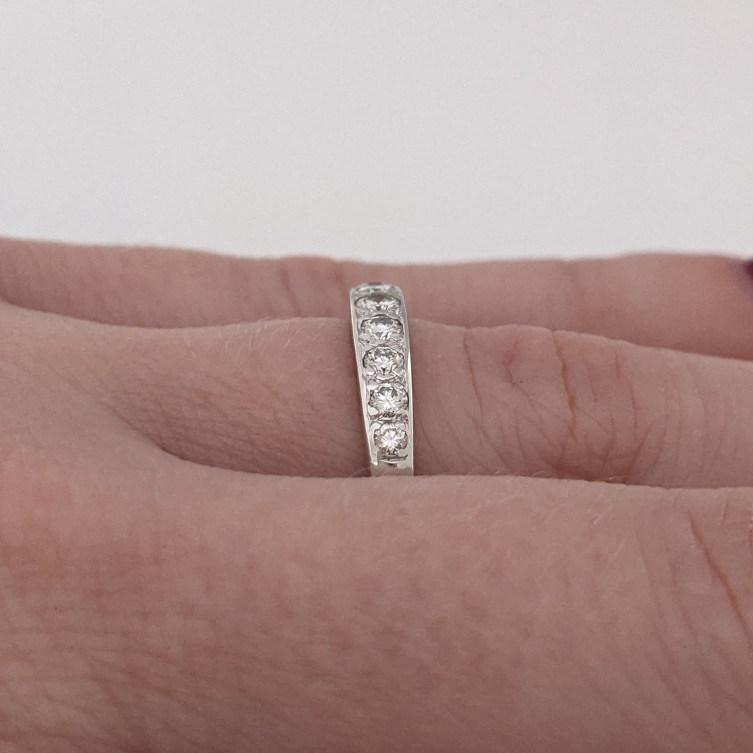 14K WHITE .31 CARAT TOTAL WEIGHT VS2 I DIAMOND ROUND (9) ESTATE PRONG SET BAND 2.3 GRAMS