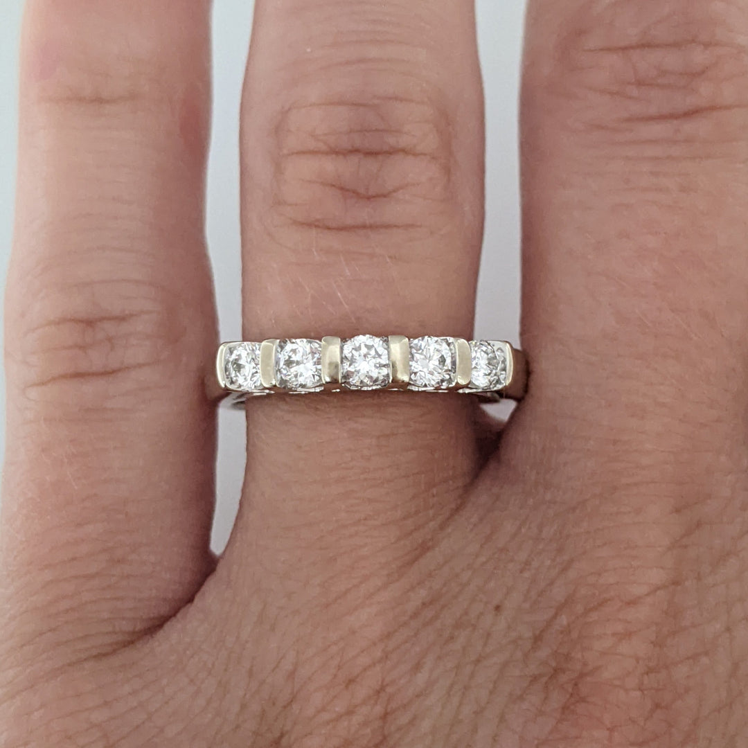 14K WHITE .40 CARAT TOTAL WEIGHT SI2 H DIAMOND ROUND (5) BAR SET ESTATE BAND 3.7 GRAMS