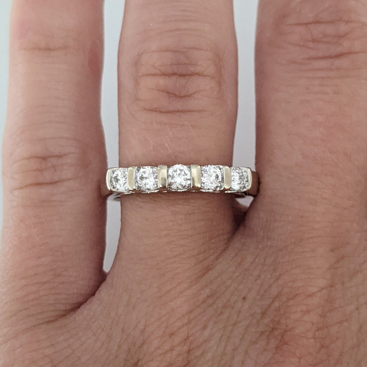 14K WHITE .40 CARAT TOTAL WEIGHT SI2 H DIAMOND ROUND (5) BAR SET ESTATE BAND 3.7 GRAMS