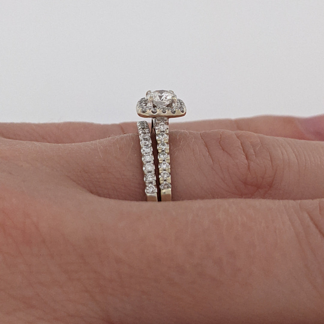 14K WHITE .48 CARAT TOTAL WEIGHT I1 G DIAMOND ROUND (31) ESTATE HALO RING/BAND SET 3.7 GRAMS