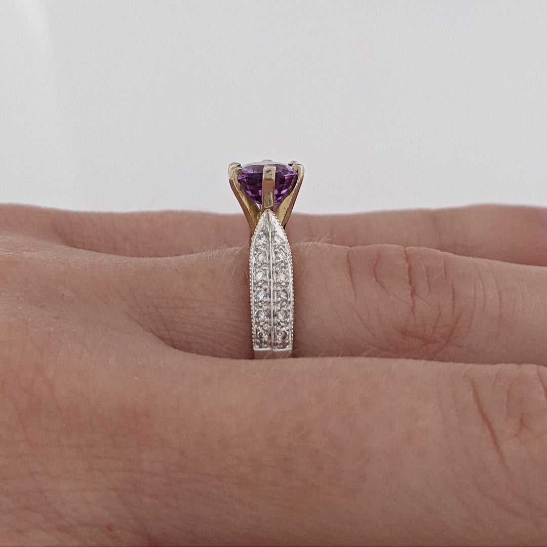 18K WHITE PURPLE SAPPHIRE OVAL 6X8 WITH (24) MELEE ESTATE RING 3.8 GRAMS