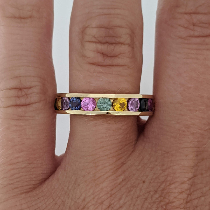 14K SAPPHIRE ROUND (10) MULTI- COLORED ESTATE CHANNEL BAND 6.5 GRAMS