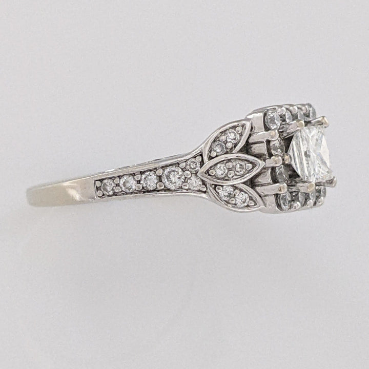 14K WHITE .91 CARAT TOTAL WEIGHT SI2 H DIAMOND PRINCESS CUT (1) ROUND (74) ESTATE HALO RING 5.2 GRAMS