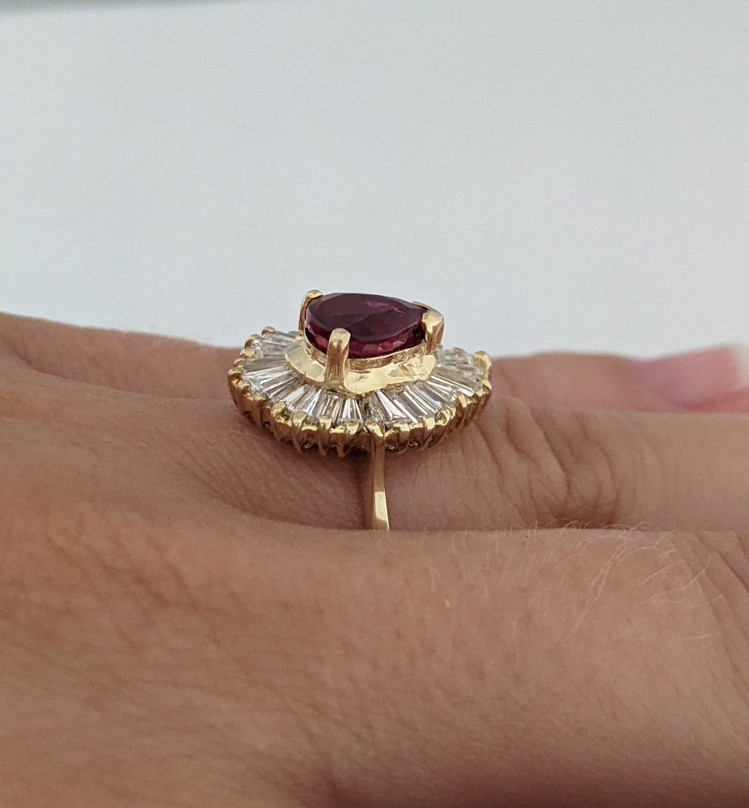 14K RUBY PEAR 6.5X8.5 WITH 1.00CTW BAGUETTE ESTATE RING 4.3 GRAMS