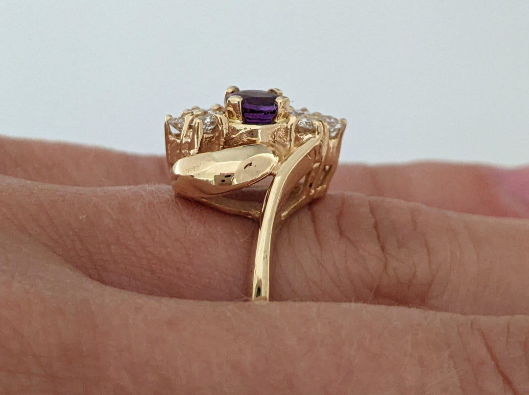 14K AMETHYST ROUND 5MM WITH .30 DIAMOND TOTAL WEIGHT ESTATE RING 4.2 GRAMS