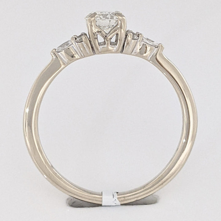 14K WHITE .62 CARAT TOTAL WEIGHT DIAMOND ROUND (5) MARQUISE (2) ESTATE RING 2.9 GRAMS