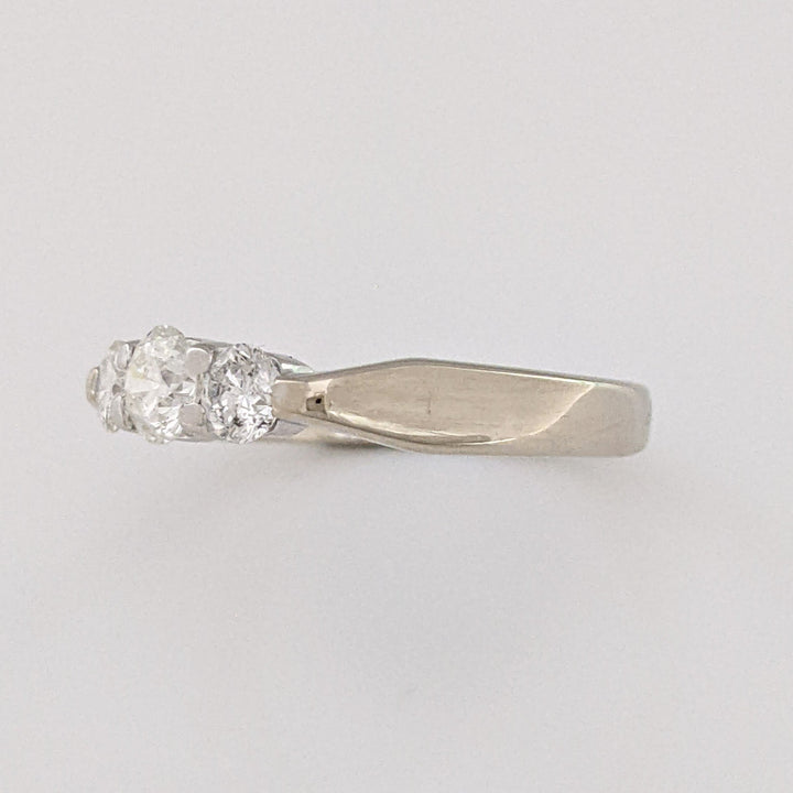 14K WHITE .47 CARAT TOTAL WEIGHT I1 I DIAMOND ROUND (3) ESTATE RING 2.7 GRAMS