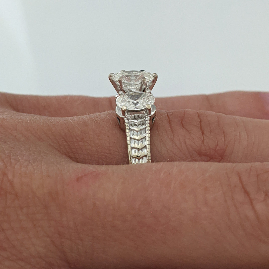 14K WHITE 1.80 CARAT TOTAL WEIGHT I1 I DIAMOND OVAL (3) ESTATE TRINITY RING 6.2 GRAMS