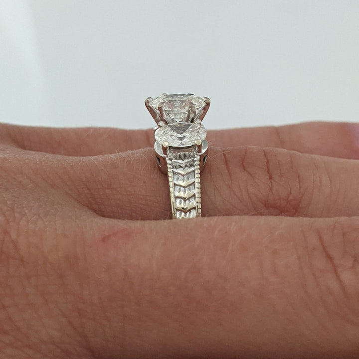 14K WHITE 1.80 CARAT TOTAL WEIGHT I1 I DIAMOND OVAL (3) ESTATE TRINITY RING 6.2 GRAMS
