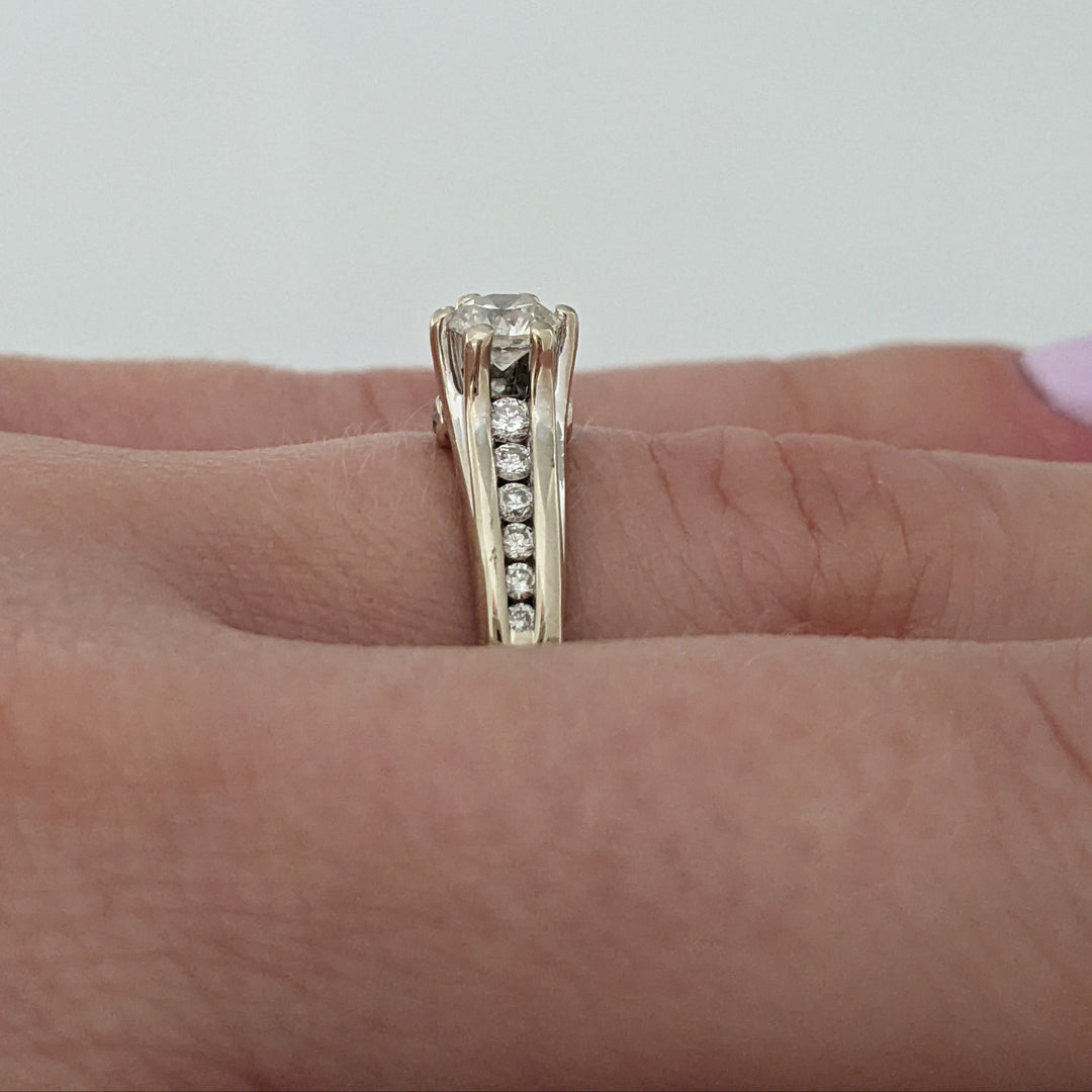 14K WHITE .53 CARAT TOTAL WEIGHT SI2 H DIAMOND ROUND (13) ESTATE RING 3.1 GRAMS
