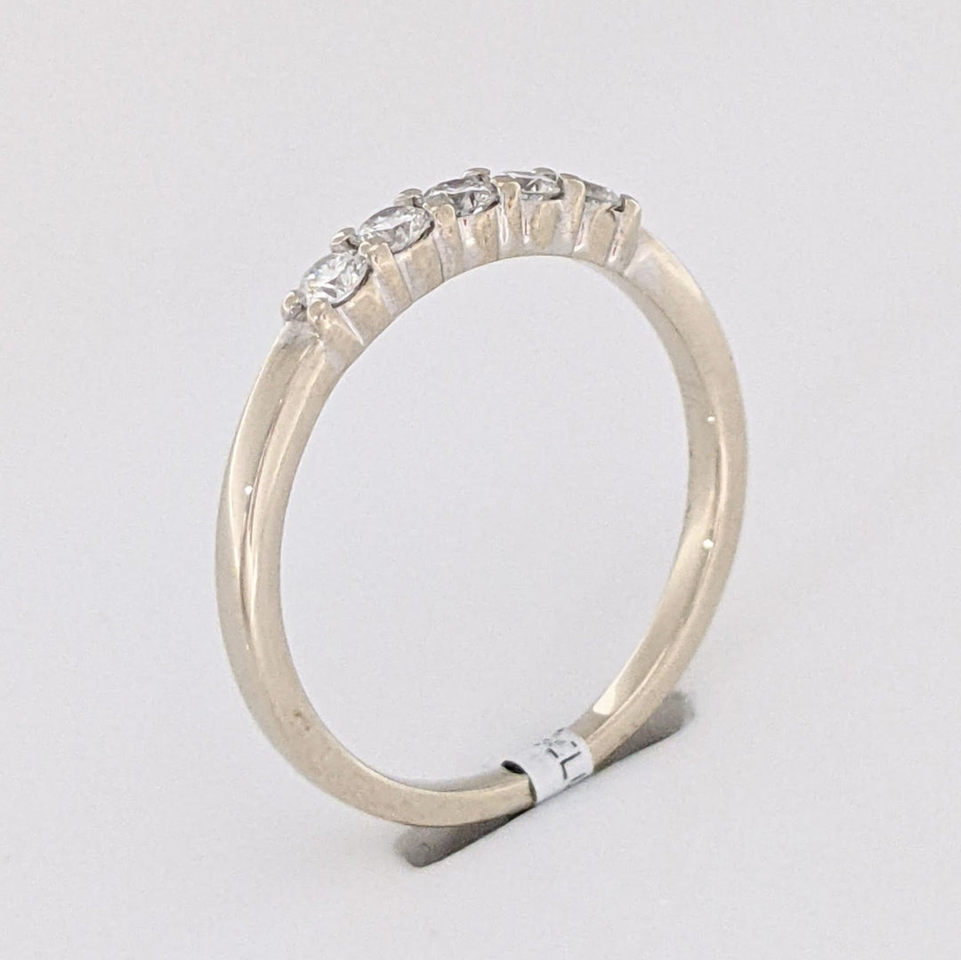 14K WHITE .20 CARAT TOTAL WEIGHT SI2 H DIAMOND ROUND (5) PRONG SET ESTATE BAND 2.0 GRAMS
