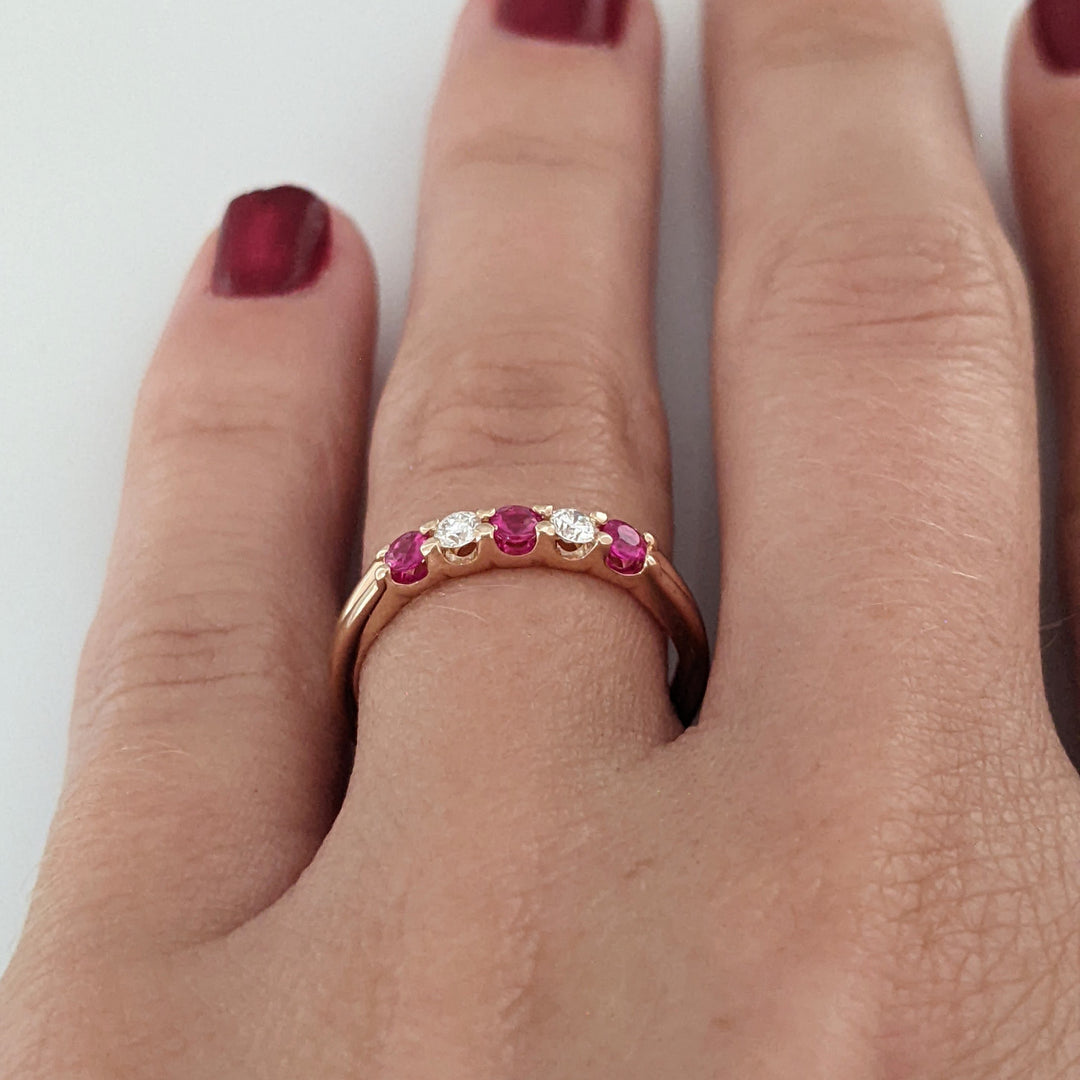 14K ROSE RUBY ROUND (3) DIAMOND ROUND (2) ESTATE BAND 2.2 GRAMS