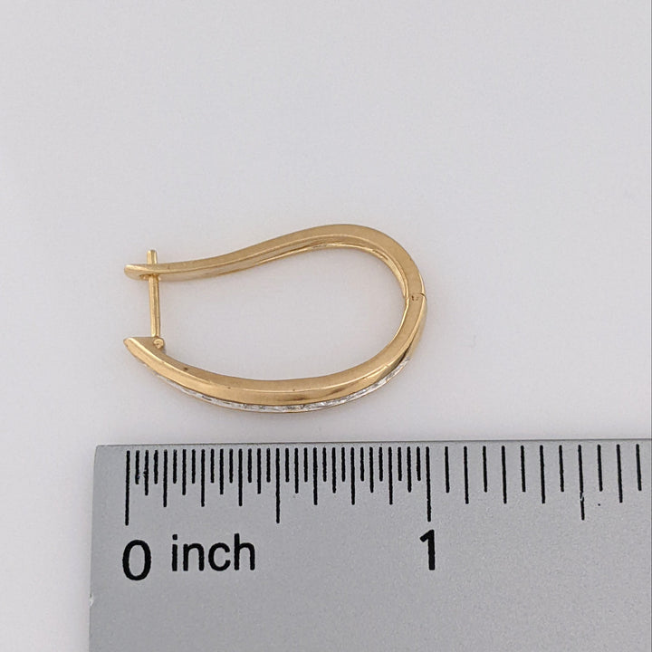 14K 1.00 CARAT TOTAL WEIGHT SI2 I DIAMOND ROUND (14) BAGUETTE (6) HOOP ESTATE EARRINGS 5.7 GRAMS