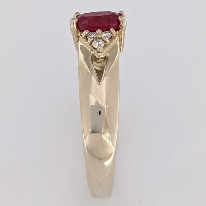 18K WHITE RUBY OVAL 4X6 WITH (6) MELEE ESTATE RING 4.5 GRAMS