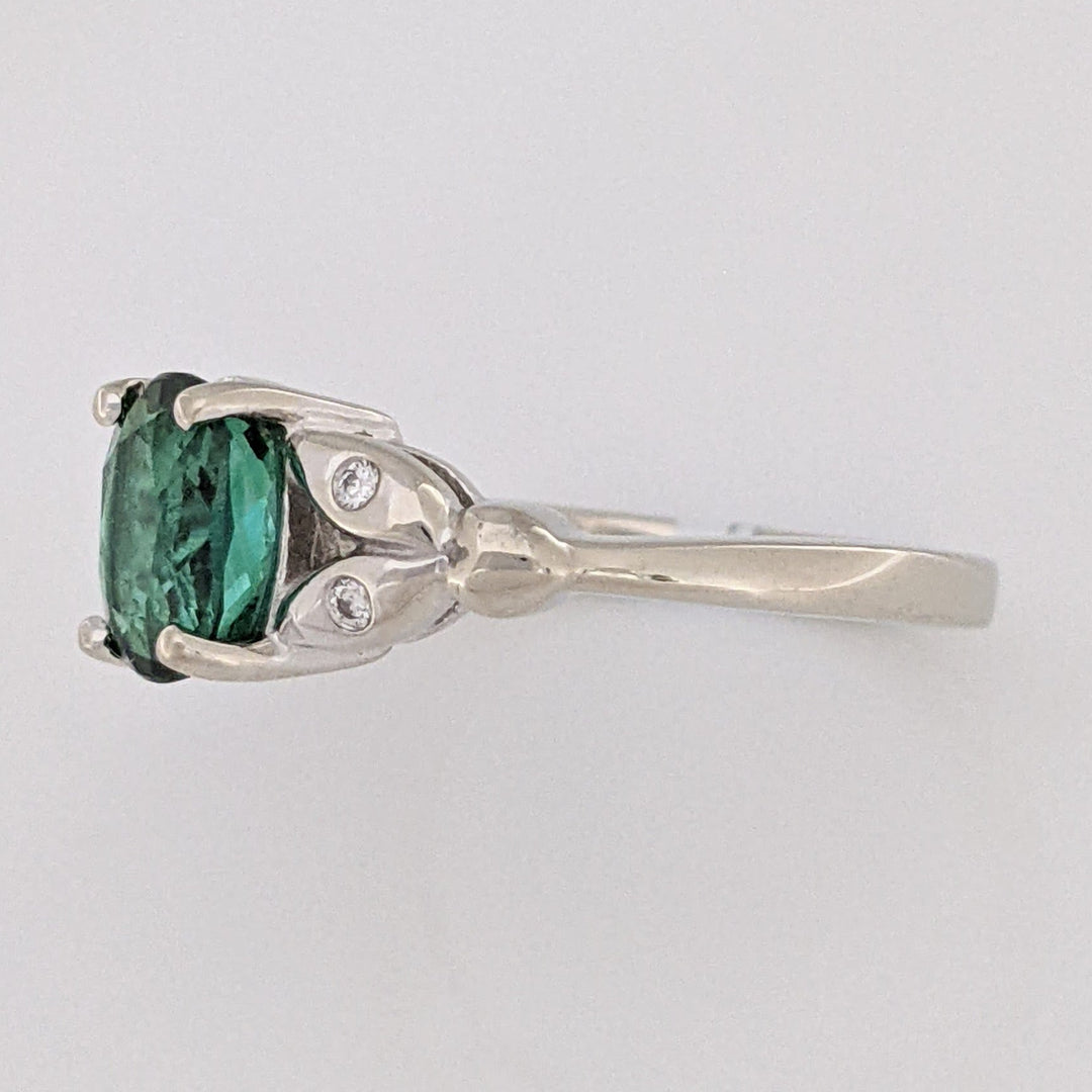 14K WHITE GREEN TOURMALINE OVAL 1.46 CARAT TOTAL WITH .04 DIAMOND TOTAL WEIGHT LEAF ESTATE RING 3.1 GRAMS