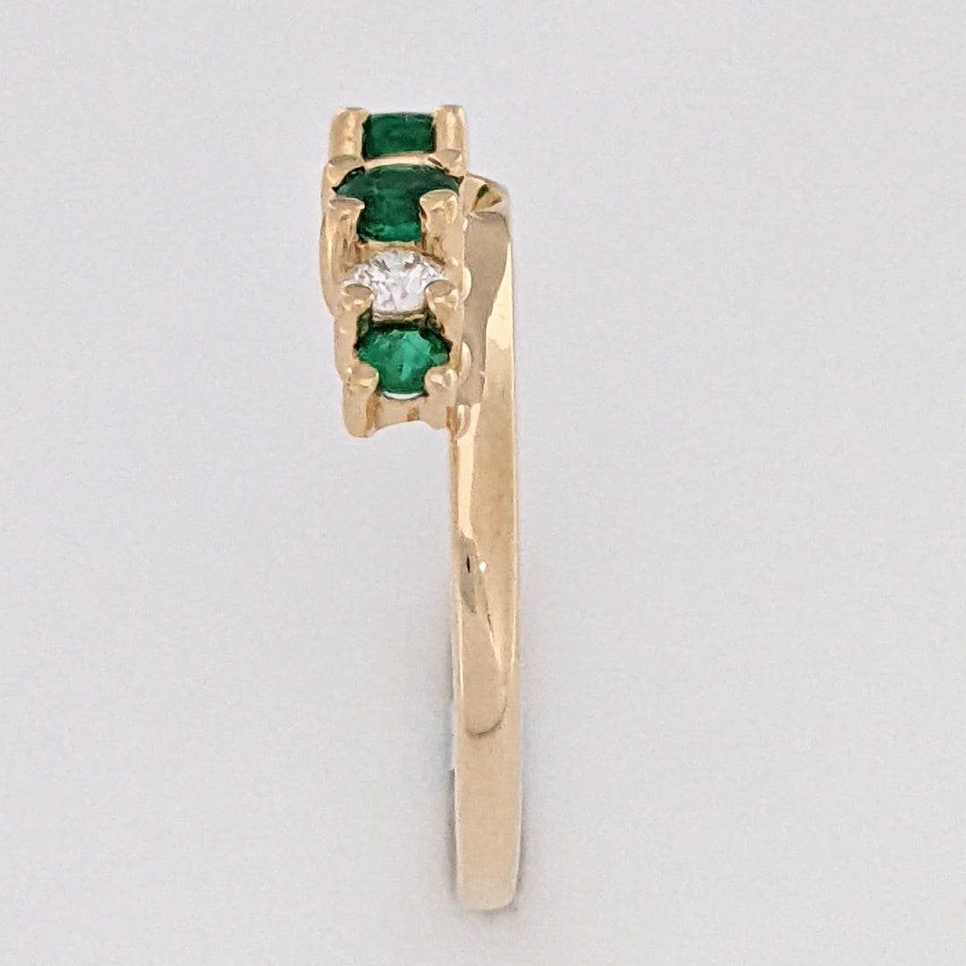 14K EMERALD ROUND 2-3MM (4) DIAMOND ROUND (2) .12 CARAT TOTAL WEIGHT ESTATE WRAP 2.6 GRAMS