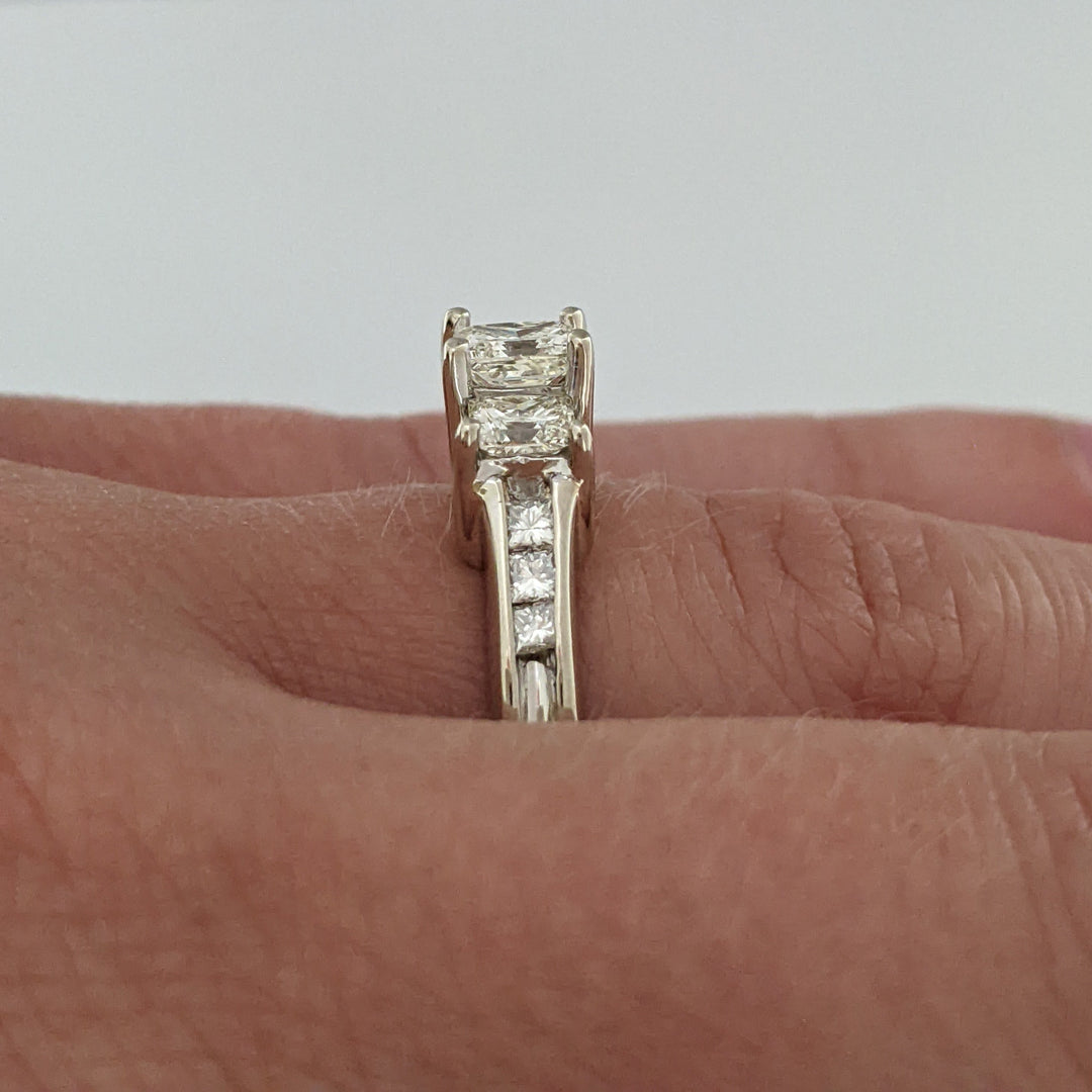 14K WHITE 1.51 CARAT TOTAL WEIGHT VS2 I-J DIAMOND PRINCESS CUT (9) ESTATE TRINITY RING 5.1 GRAMS