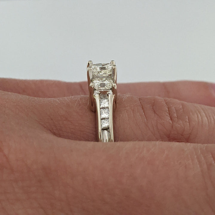 14K WHITE 1.51 CARAT TOTAL WEIGHT VS2 I-J DIAMOND PRINCESS CUT (9) ESTATE TRINITY RING 5.1 GRAMS