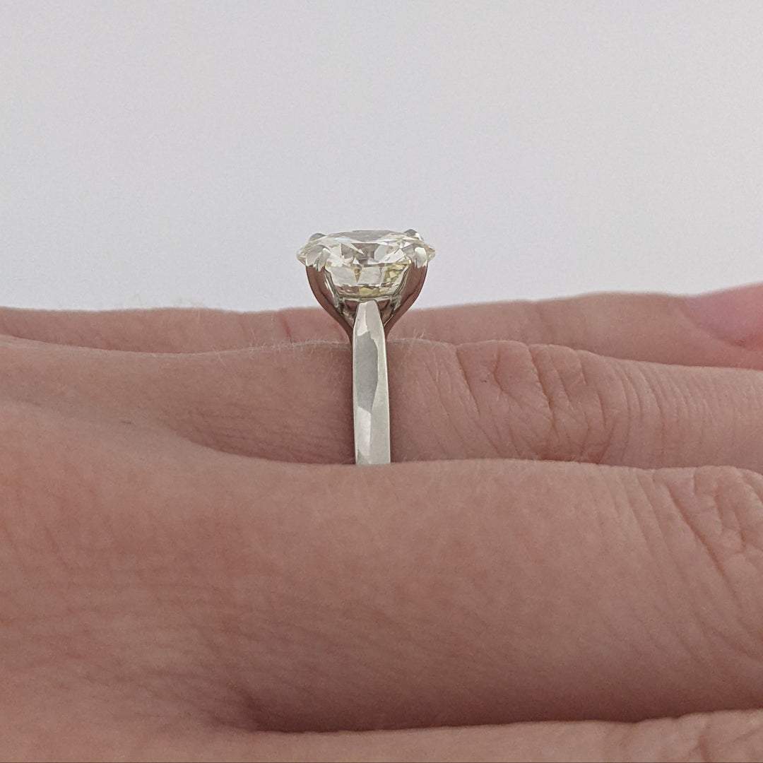 14K WHITE 2.60 CARAT TOTAL WEIGHT VS2 O DIAMOND ROUND ESTATE SOLITAIRE RING 3.6 GRAMS