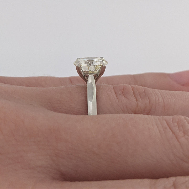 14K WHITE 2.60 CARAT TOTAL WEIGHT VS2 O DIAMOND ROUND ESTATE SOLITAIRE RING 3.6 GRAMS