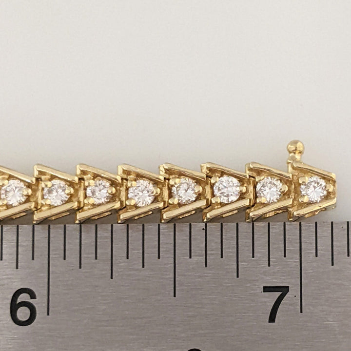 14K 3.01 CARAT TOTAL WEIGHT I1 I DIAMOND ROUND (43) BAR SET V-SHAPED ESTATE BRACELET 19.7 GRAMS