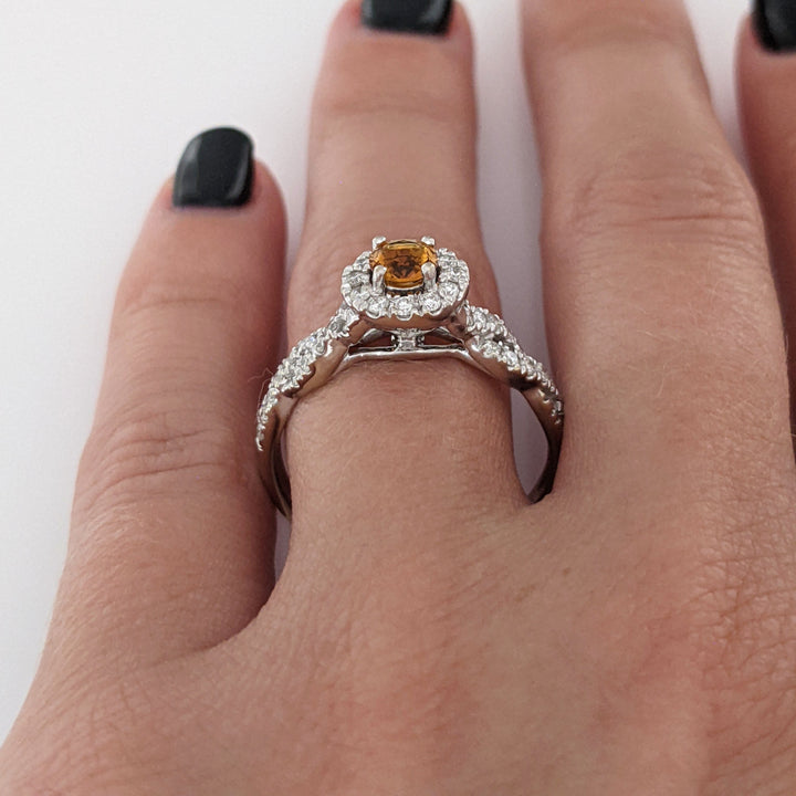 14K WHITE CITRINE ROUND 4.5MM WITH .50 DIAMOND TOTAL WEIGHT HALO ESTATE RING 3.4 GRAMS