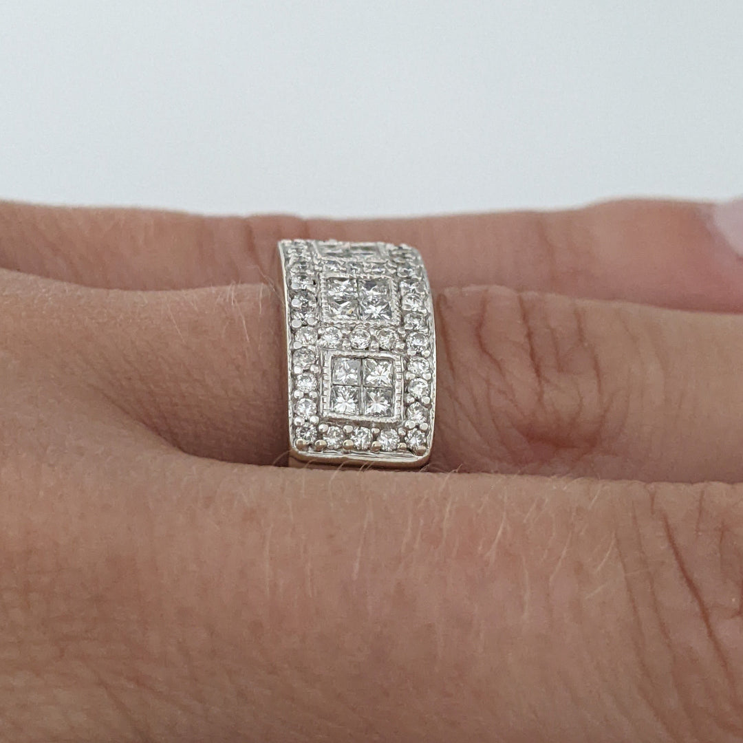 14K WHITE .85CTW SI2-I1 DIAMOND PRINCESS CUT (16) ROUND (49) ESTATE BAND 6.8 GRAMS