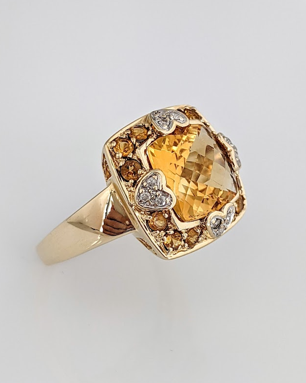 10K CITRINE PRINCESS CUT 10MM WITH (12) 2MM ROUND AND DIAMOND MELEE ESTATE RING 5.6 GRAMS