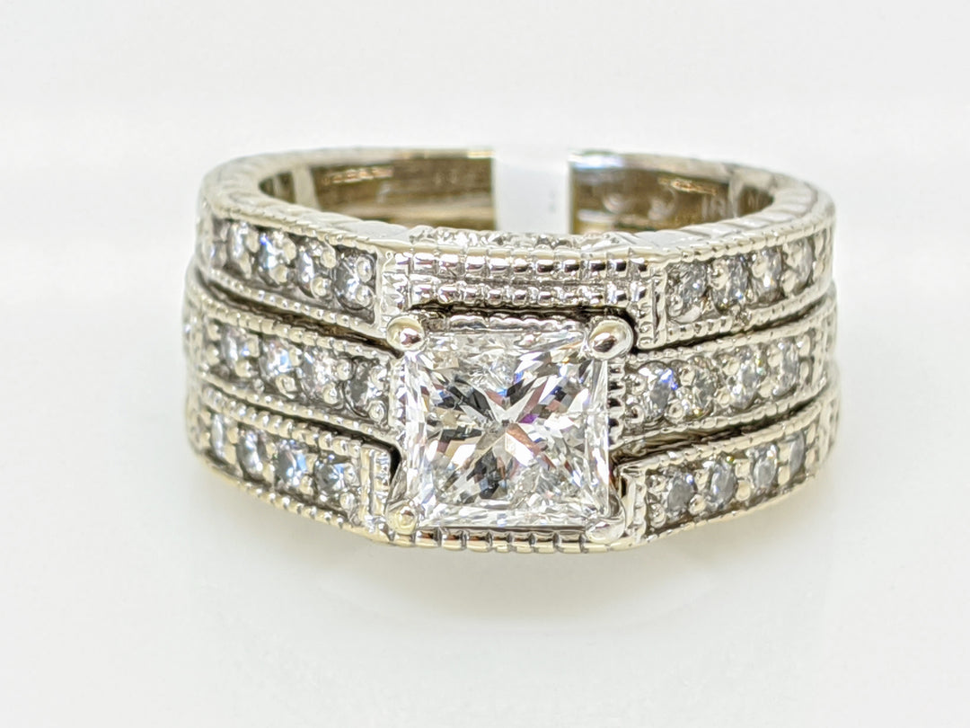 18KW 1.55 CARAT TOTAL WEIGHT I1 F PRINCESS CUT DIAMOND WITH (24) ROUND ESTATE RING 10.3 GRAMS