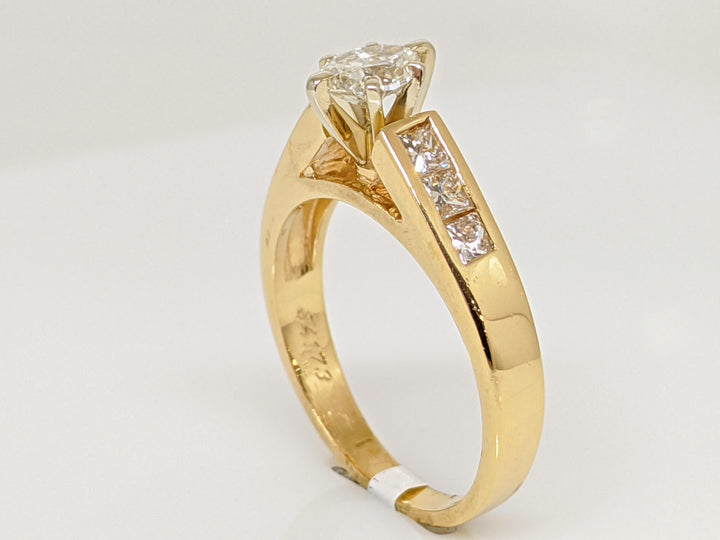 14K .96 CARAT TOTAL WEIGHT SI2 H DIAMOND MARQUISE WITH (6) PRINCESS CUT ESTATE RING 3.7 GRAMS