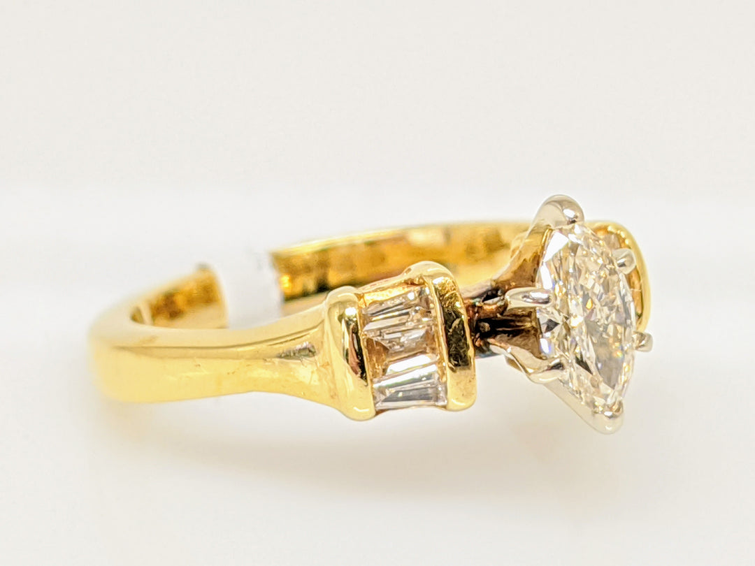 14K .50 CARAT TOTAL WEIGHT SI I-J DIAMOND MARQUISE CUT WITH (6) BAGUETTE CUT ESTATE RING