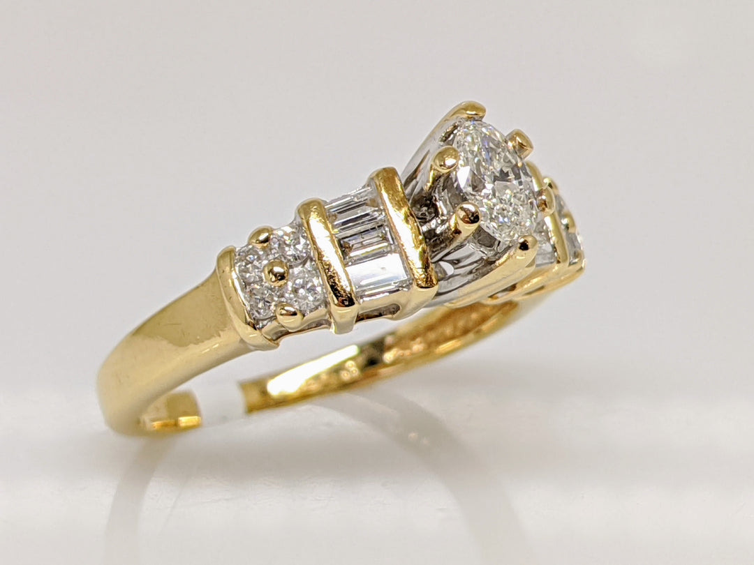 14K .48 CARAT TOTAL WEIGHT SI1 G DIAMOND MARQUISE CUT WITH (14) MELEE ROUND/BAGUETTE CUT ESTATE RING 3.2 GRAMS