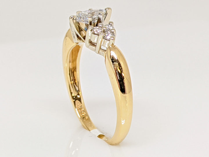 14K .47 CARAT TOTAL WEIGHT I1 E-F DIAMOND MARQUISE CUT WITH (6) ROUND ESTATE RING 3.4 GRAMS
