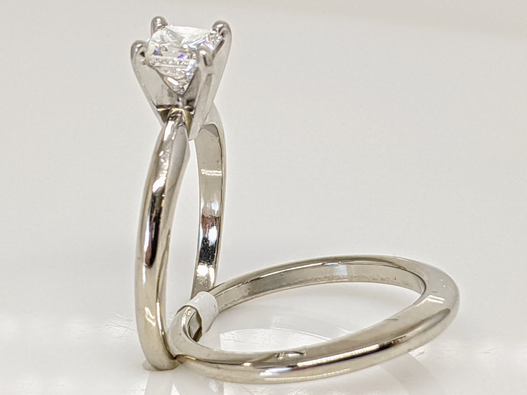 14K WHITE .51 CARAT TOTAL SI2 D DIAMOND PRINCESS CUT SOLITAIRE ESTATE RING WITH BAND