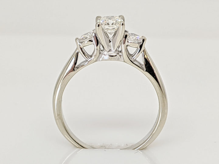 14KW .49 CARAT TOTAL WEIGHT SI1 I DIAMOND PRINCESS CUT CENTER WITH (2) ROUND TRINITY ESTATE RING 2.5 GRAMS